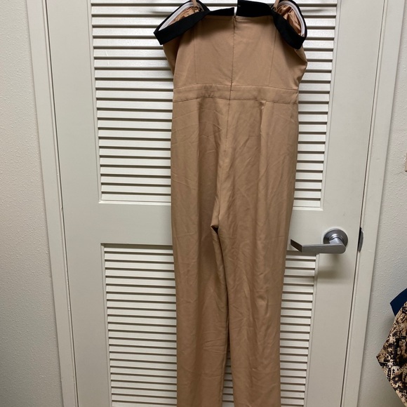 BOOHOO jumpsuit - Picture 4 of 8
